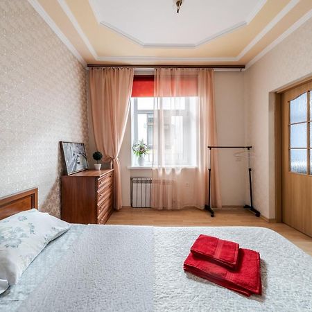 Central Apartments Rynok Lviv Exterior foto