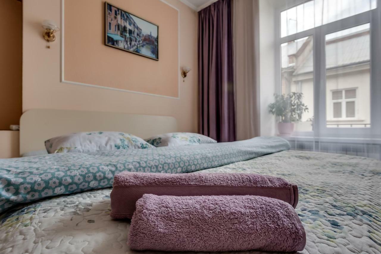 Central Apartments Rynok Lviv Exterior foto