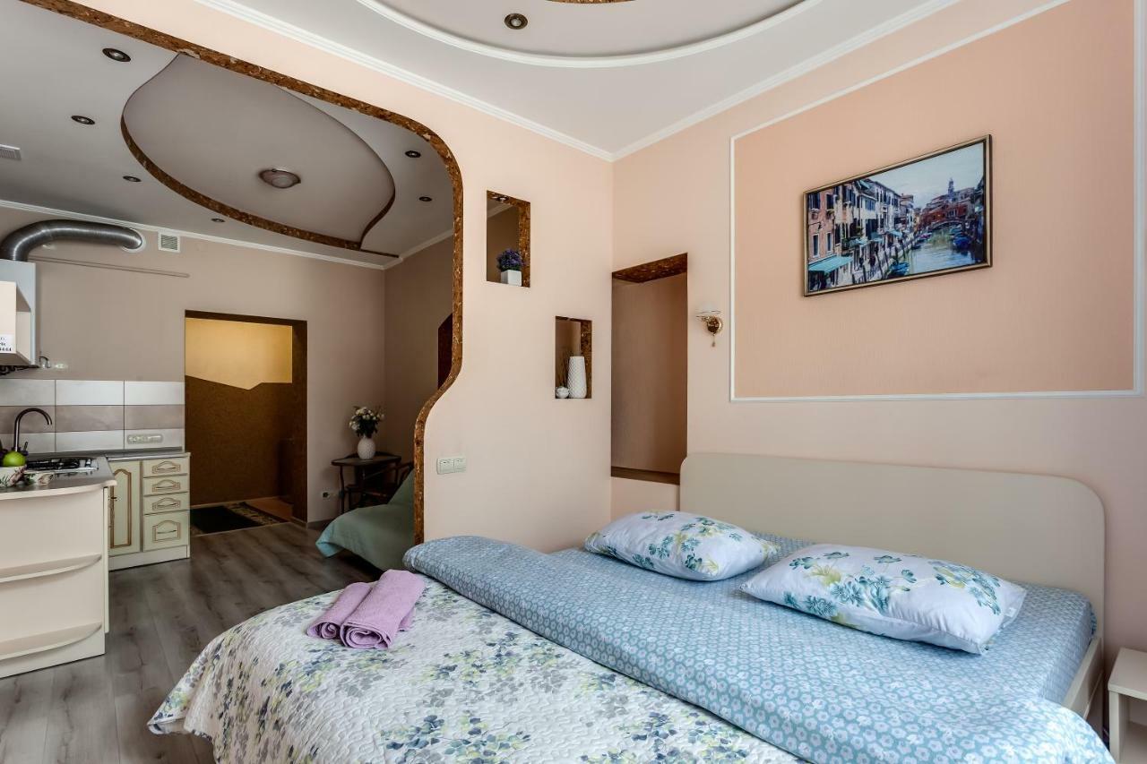 Central Apartments Rynok Lviv Exterior foto